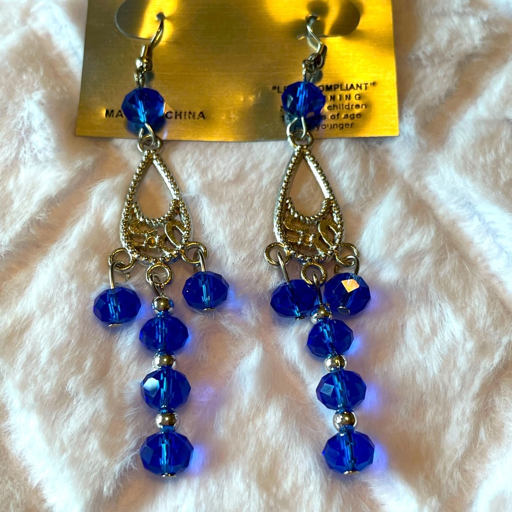 💙Stunning blue Fashion Earrings